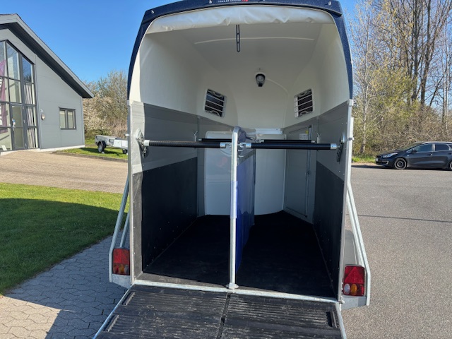 Hestetrailer til 2 heste m/sadeskab thumbnail 4